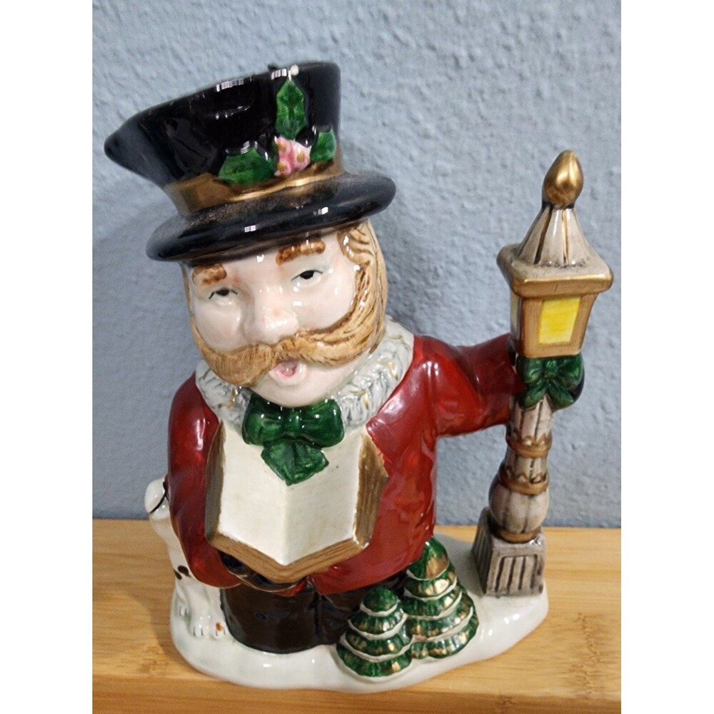 Fitz & Floyd Christmas Pitcher Creamer Victorian Caroler Puppy at Lamp Post 6.5"